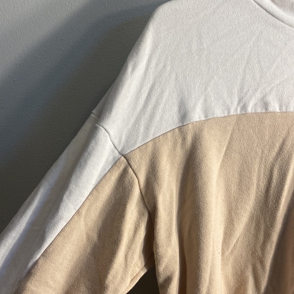 Tan and white extra small garage hoodie/sweatshirt - Picture 4 of 5